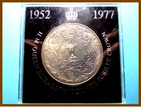 Великобритания 1 крона 1977 г.
